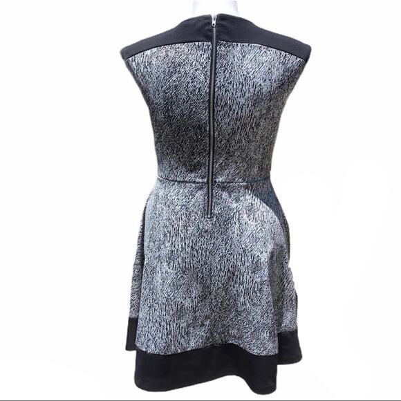 attention black white skater dress sleeveless size large - Picture 3 of 7